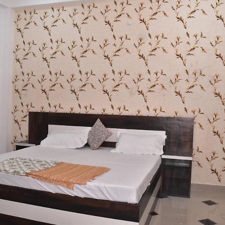 Shree Gorakhnath Guest House Ayodhya Eksteriør bilde